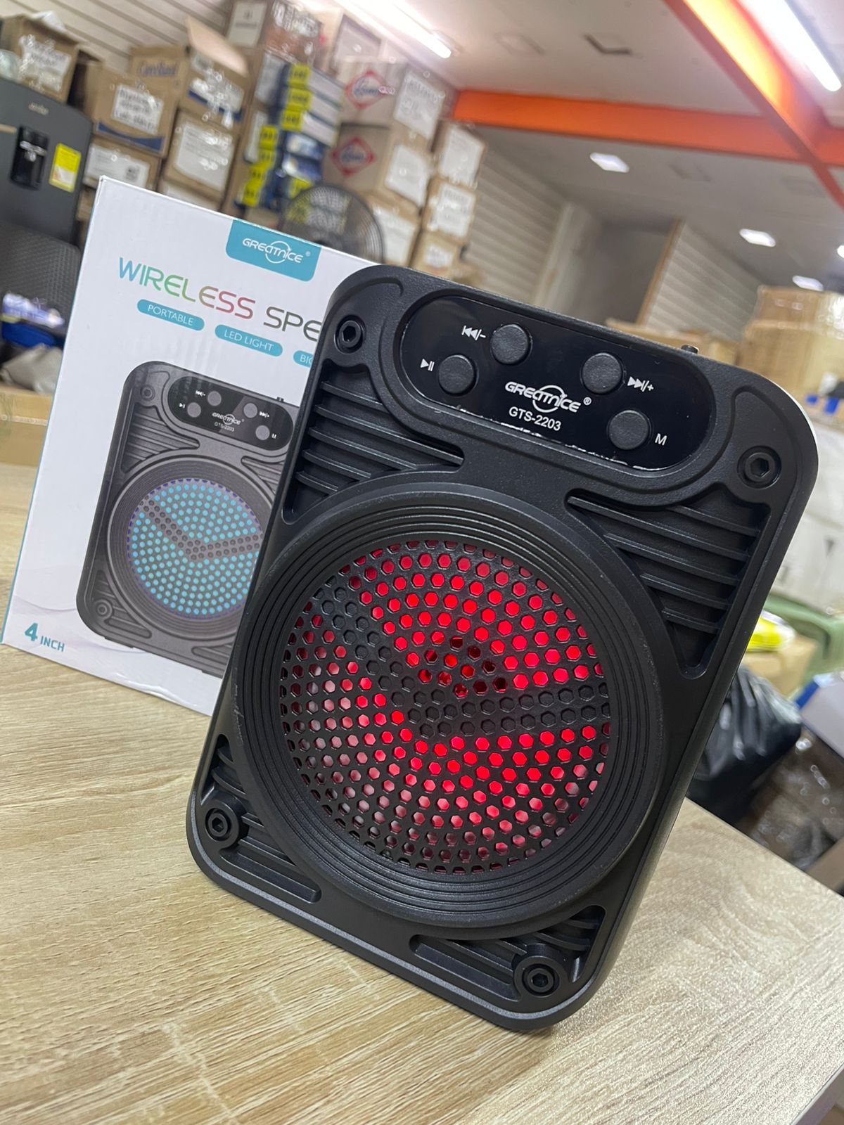 Miniatura 2 de PARLANTE RGB 4" GTS 2203